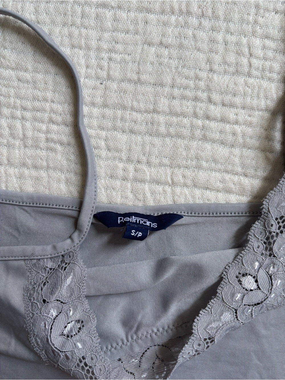 Reitmans grey lace trim cami top - Picture 4 of 6
